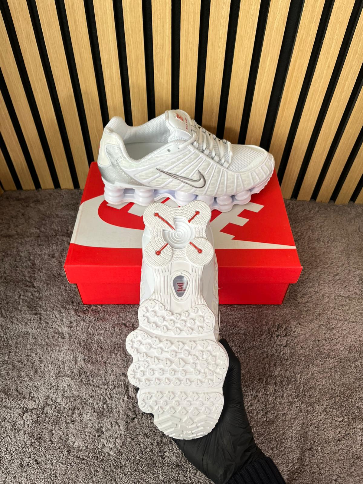 Nike Shox TL blancas