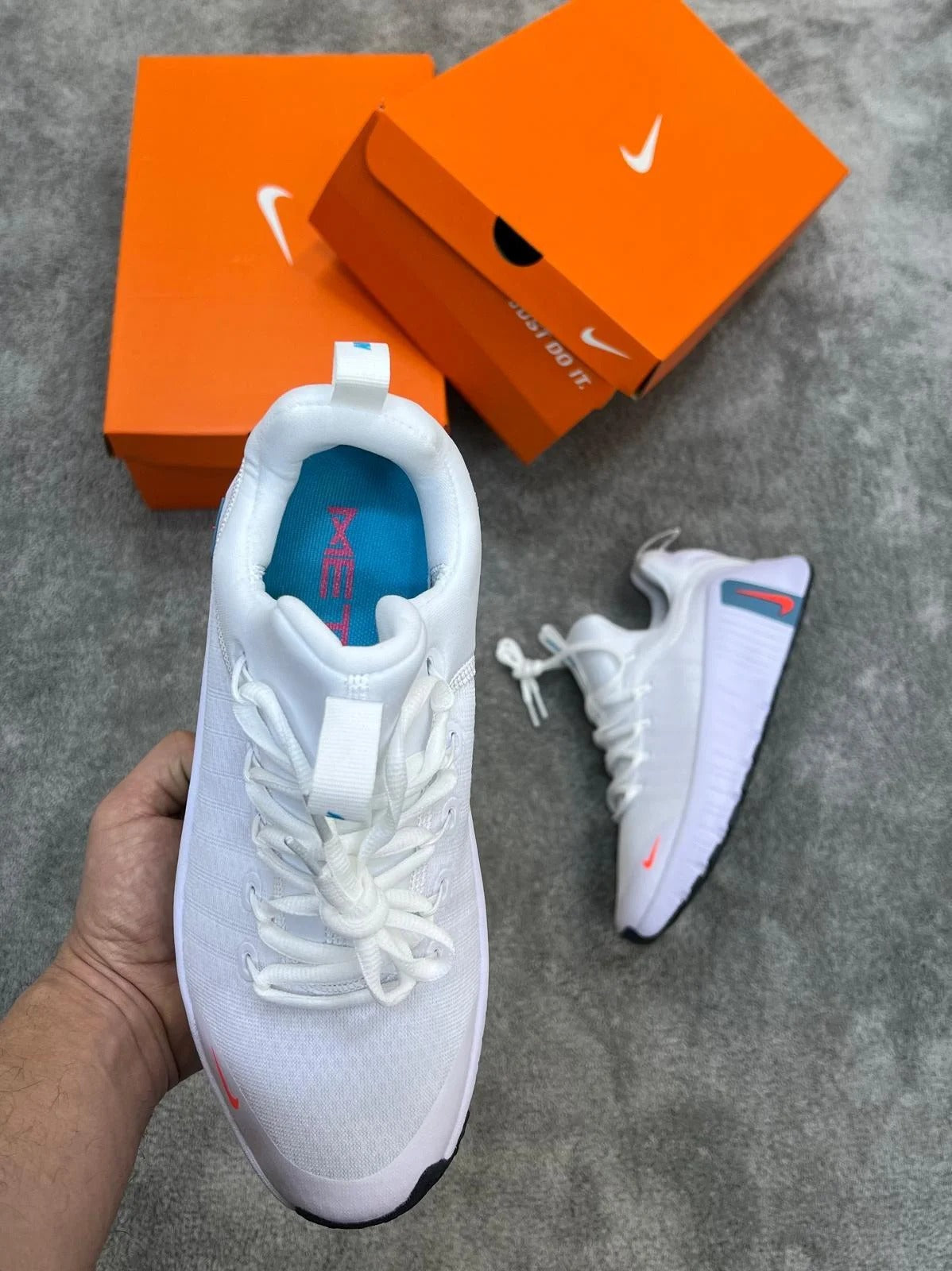 NIKE FREE METCON