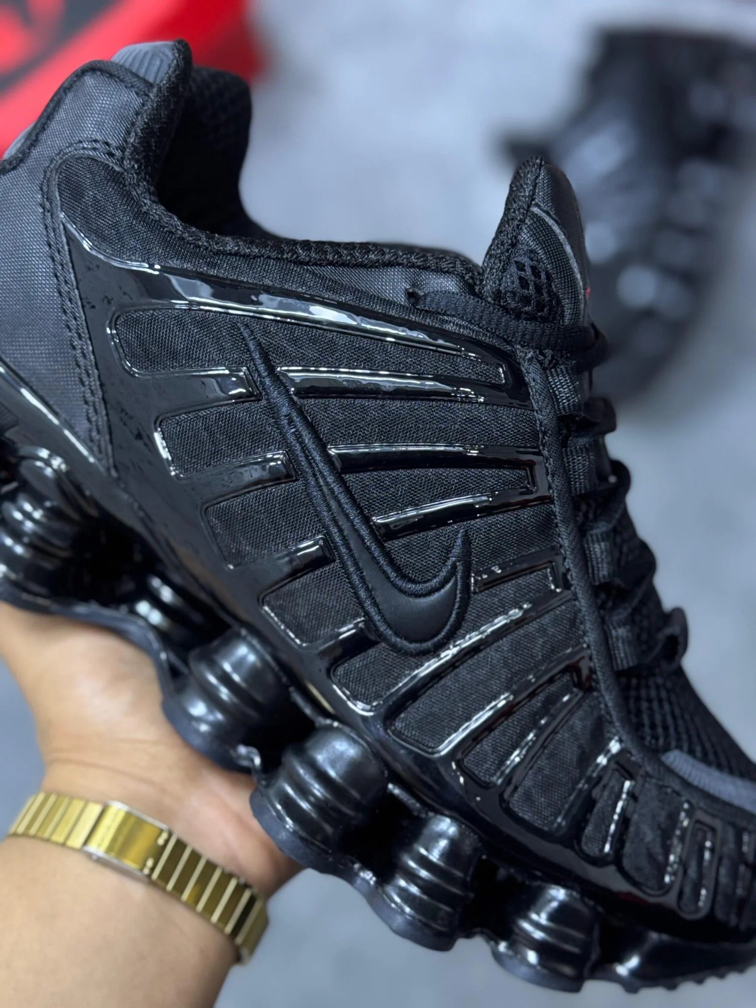 NIKE SHOX NEGRAS