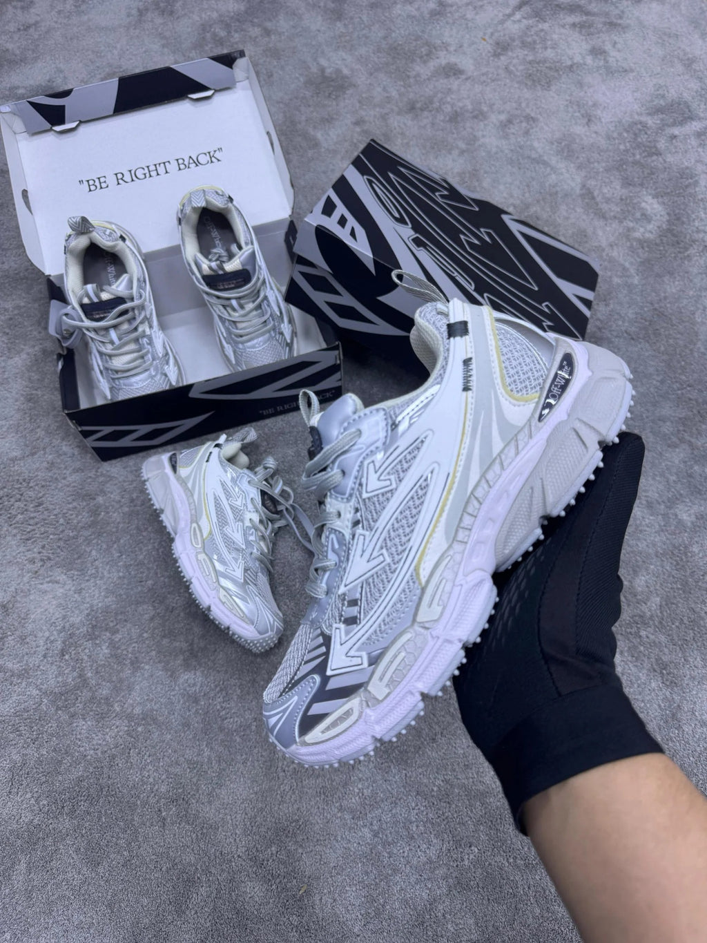 OFF-WHITE Be Right
