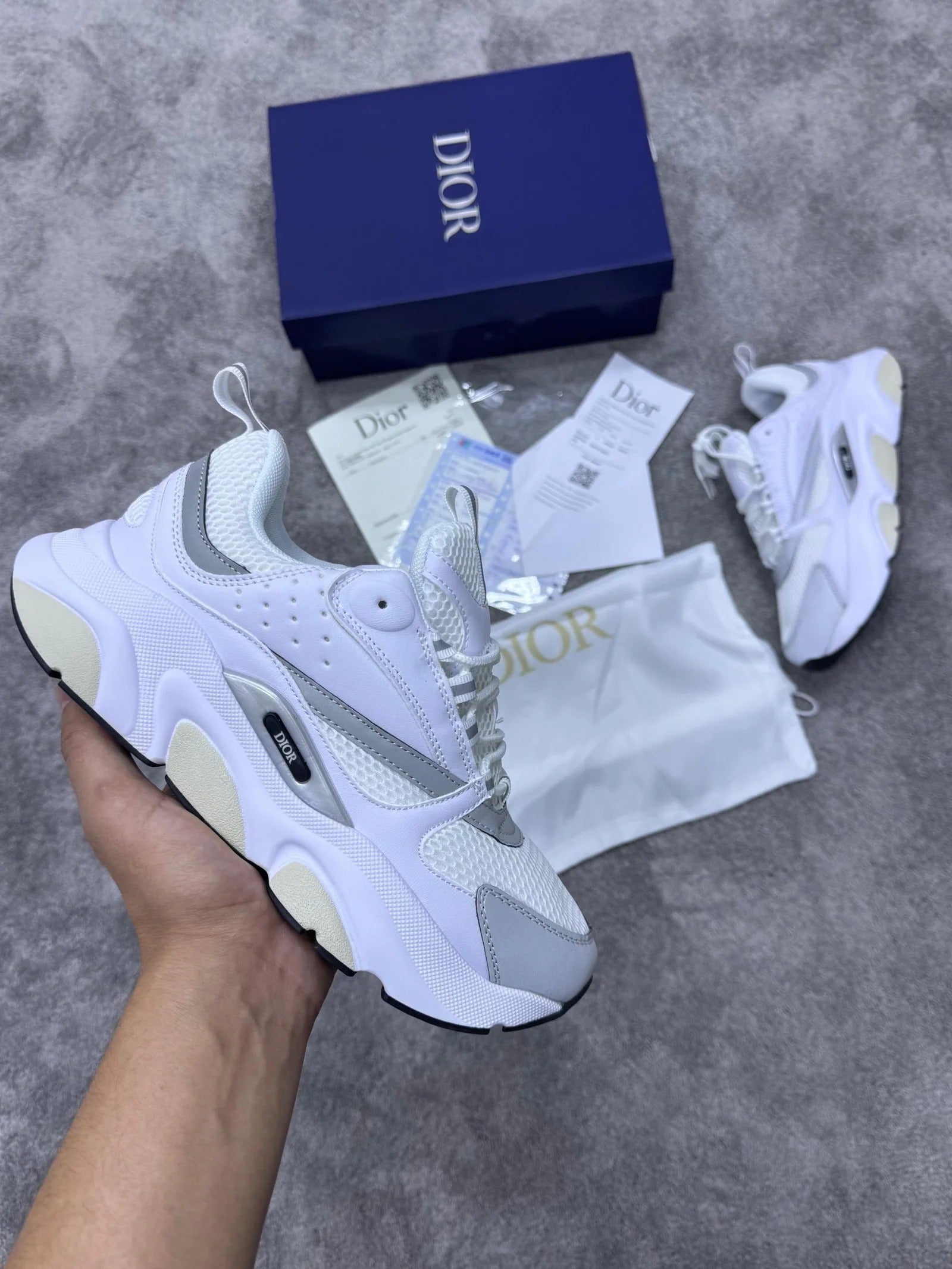 DIOR B22 BLANCAS