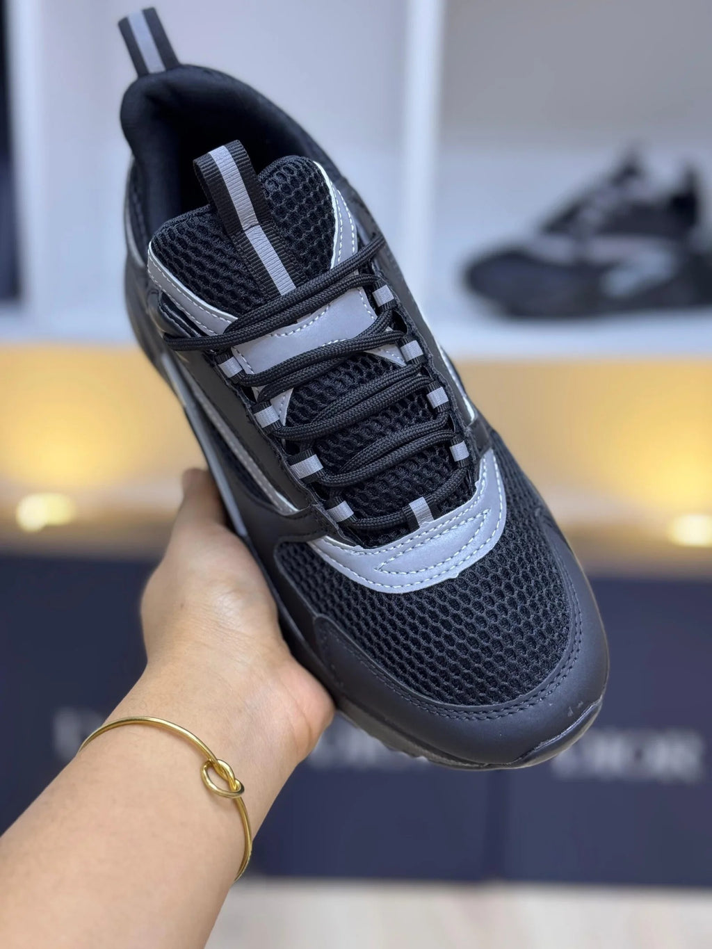 DIOR B22 NEGRAS