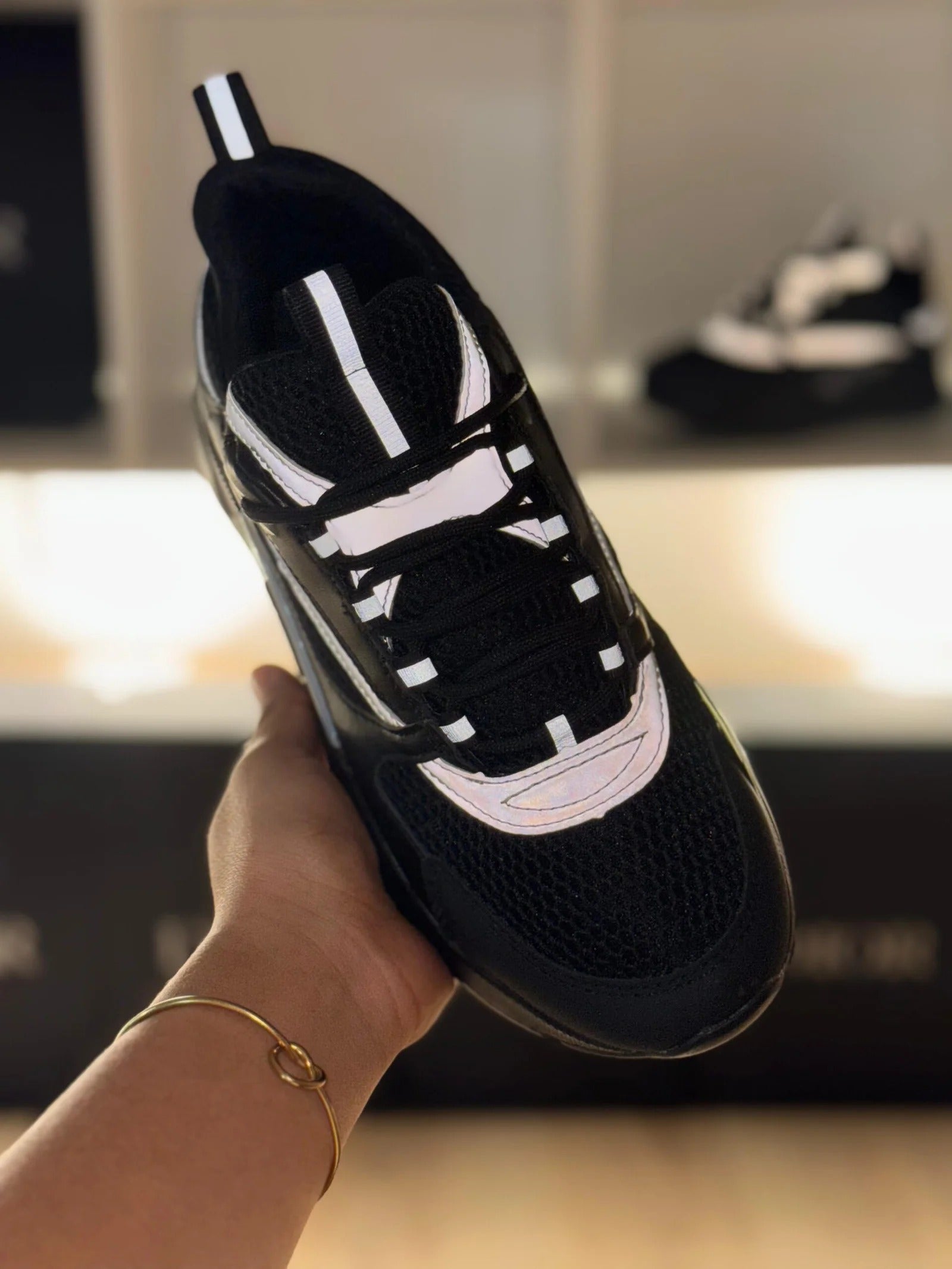 DIOR B22 NEGRAS